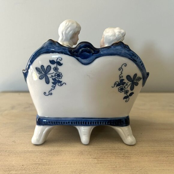 Marie Antoinette and King Louis Porcelain, Cermaic, Table Decor Couple - Picture 5 of 14